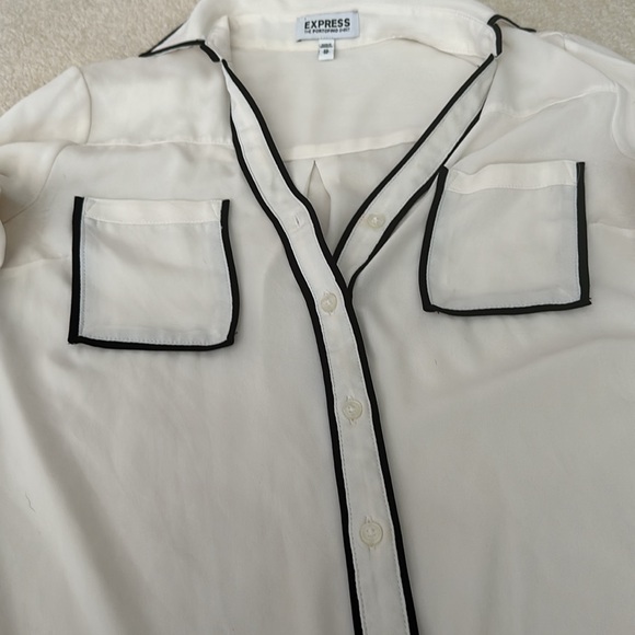Express blouse - Picture 3 of 11